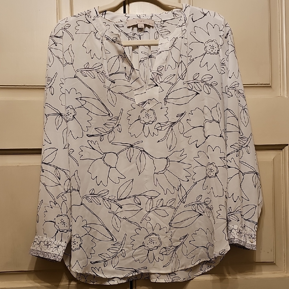 LOFT Black and White Relaxed Graphic Blouse with Mandarin Collar